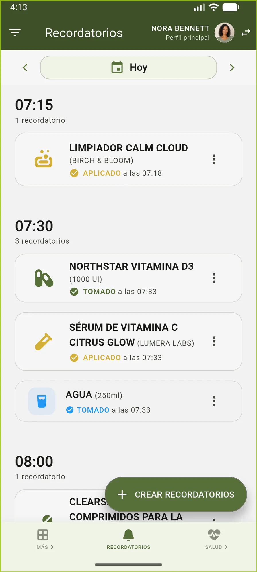 Recordatorios de VidaLog con rutinas de medicamentos, skincare y agua juntas para Nora Bennett